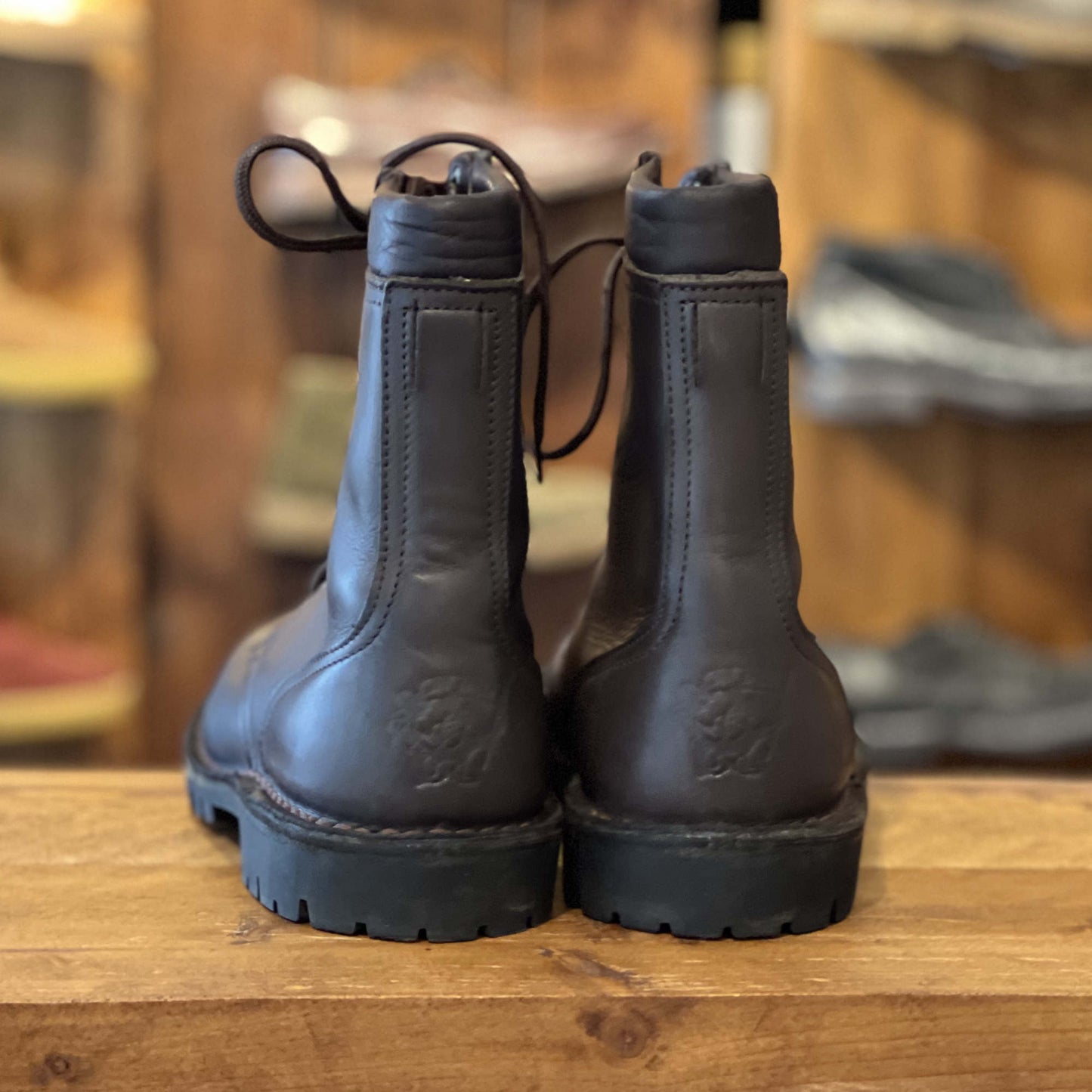 AR08 - Brown - UK08 (Lightly Worn , Great Condition) Jim Green Footwear 