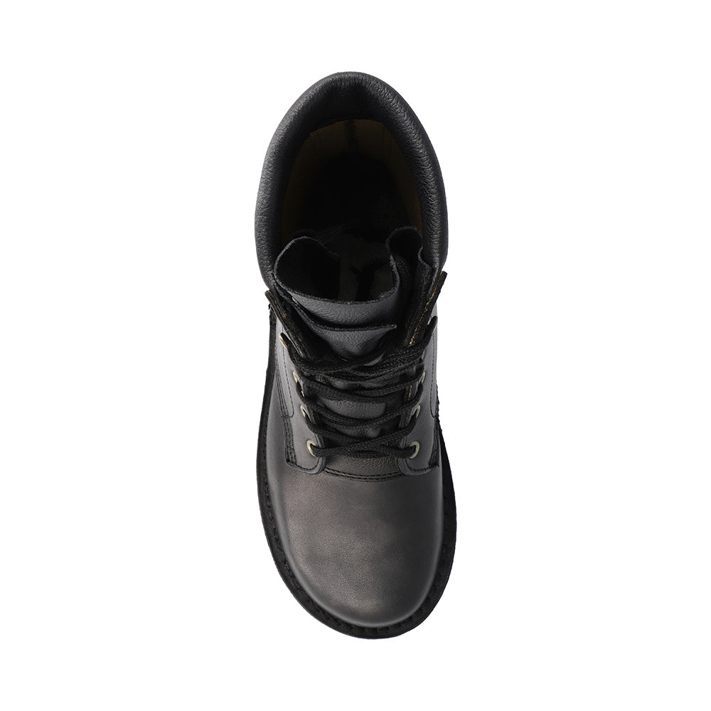 AR8 - Black Jim Green Footwear 